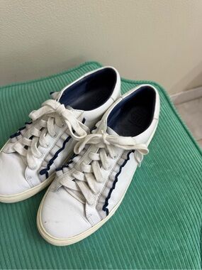 White Leather Sneakers with Navy Trim